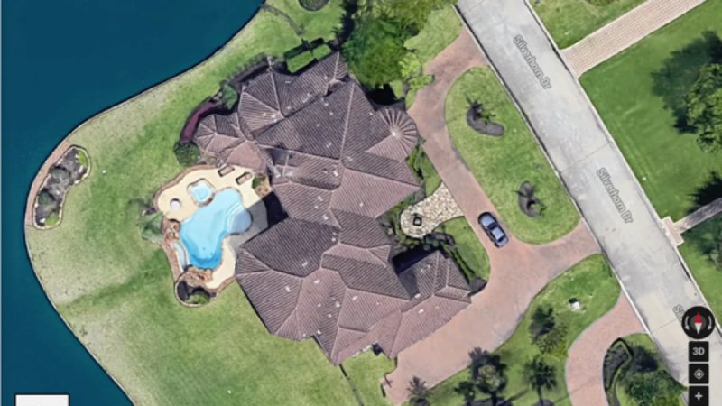 How to Measure the Roof of a Round Building